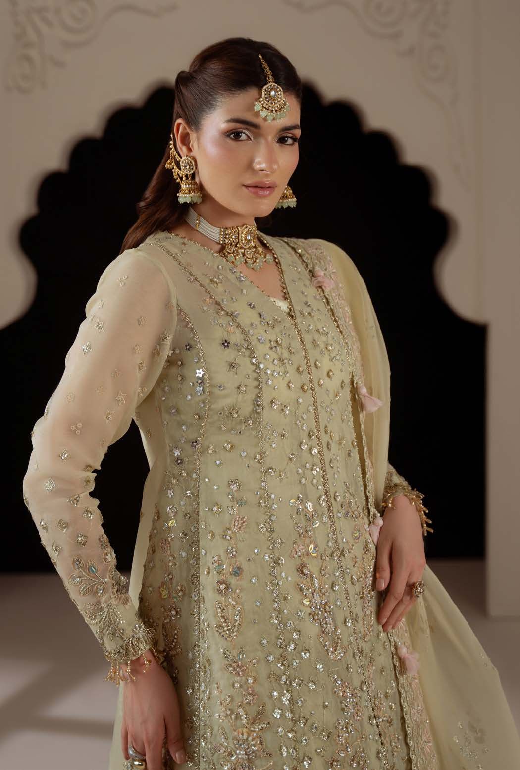 Reverie, three-quarter view with a hand on the hip